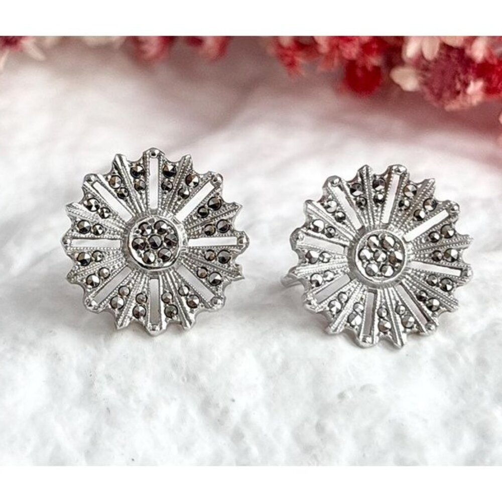 Marcasite Floral Shaped Vintage Art Deco Screw Back Sterling Silver 925 Earrings